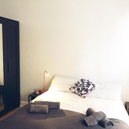 Apartamento centrico junto al museo con wifi Bilbao Esterno foto