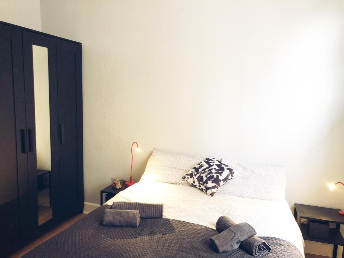 Apartamento centrico junto al museo con wifi Bilbao Esterno foto